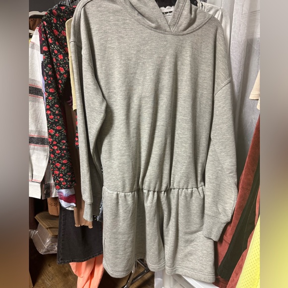 FP Movement Such A Flirt Romper - Gray Size Small NWOT Retail $98 - Picture 4 of 6